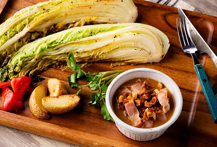 白菜ステーキ　麻婆ソースがけ